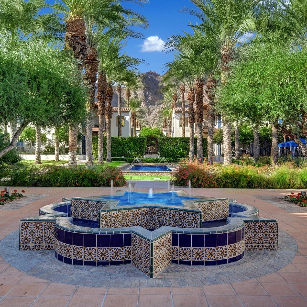 Relax in this tranquil setting adjacent to the world renown La Quinta Resort!